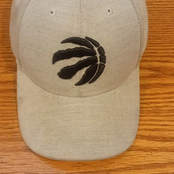 '47 Toronto Raptors Hat - Picture 2 of 6